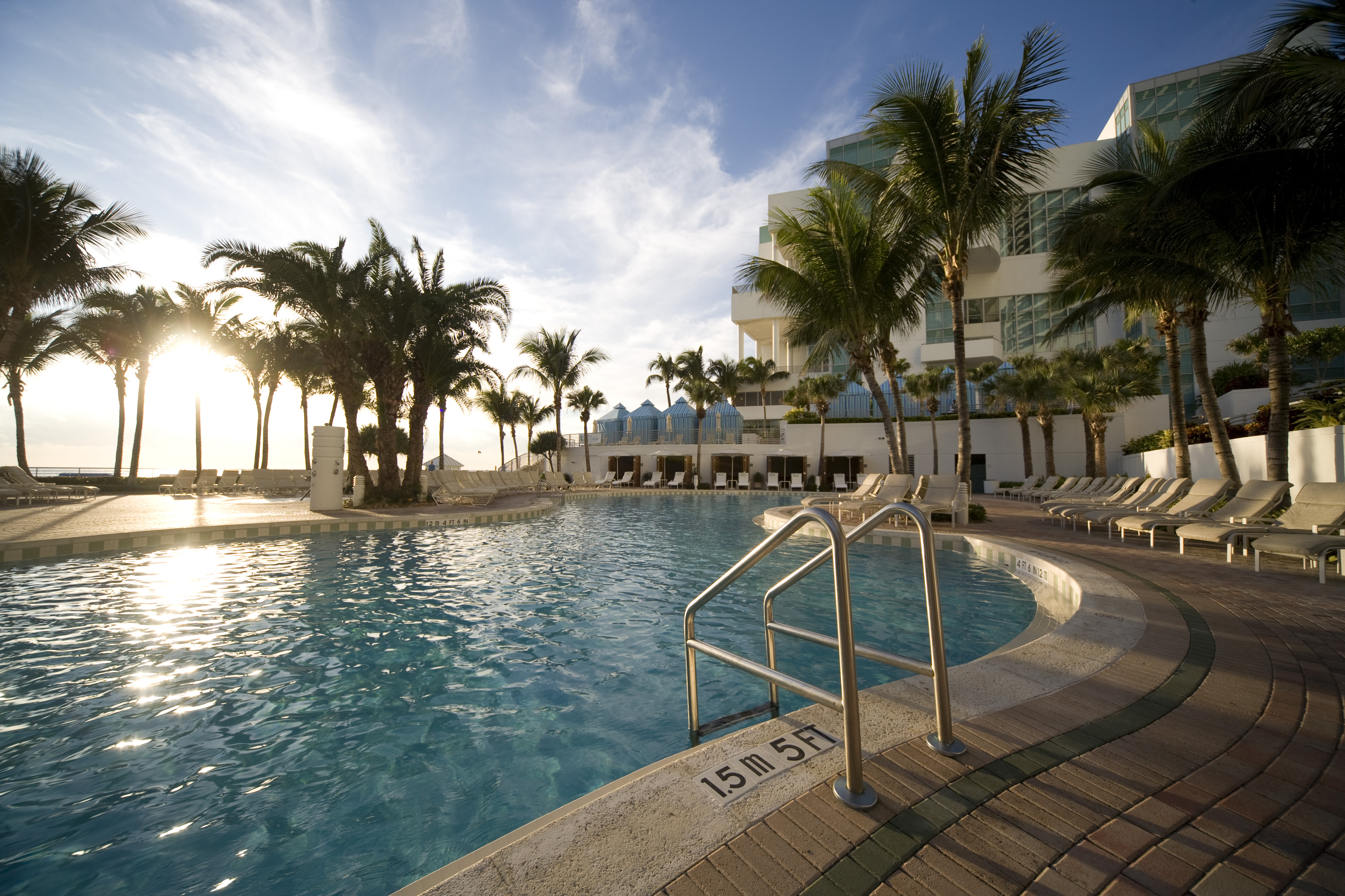 Diplomat Resort - Lagoon Pool - South End